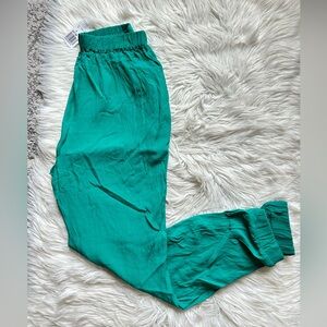 F21 crepe joggers
